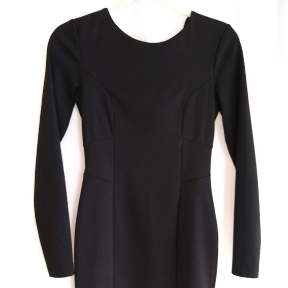 H&M Dresses & Skirts - H&M Long Sleeve Black Fitted Mini Dress H&M Dresses & Skirts - H&M Long Sleeve Black Fitted Mini Dress